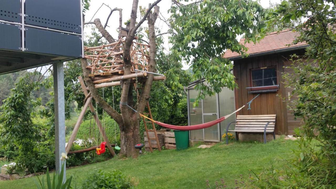 Ferienwohnung Adelhardt Eckersdorf Екстериор снимка