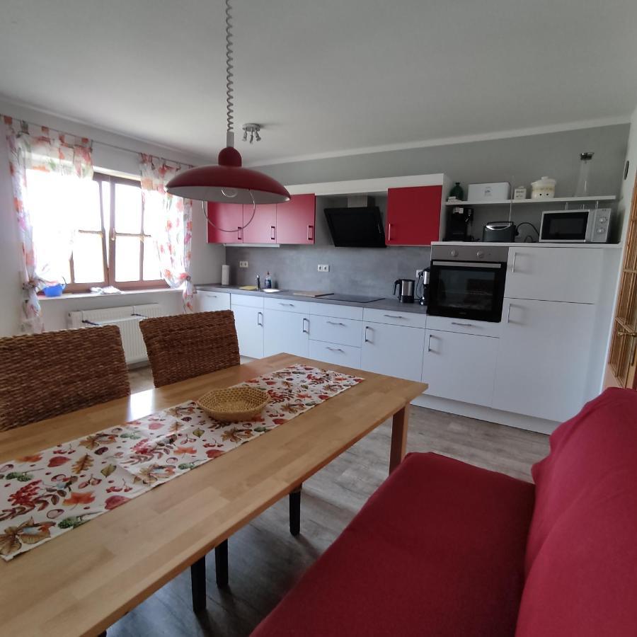 Ferienwohnung Adelhardt Eckersdorf Екстериор снимка